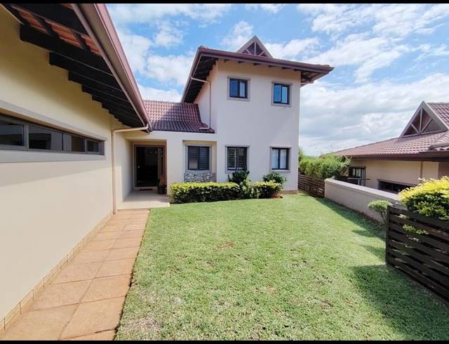 3 BEDROOM TOWNHOUSE FOR SALE IN IZINGA